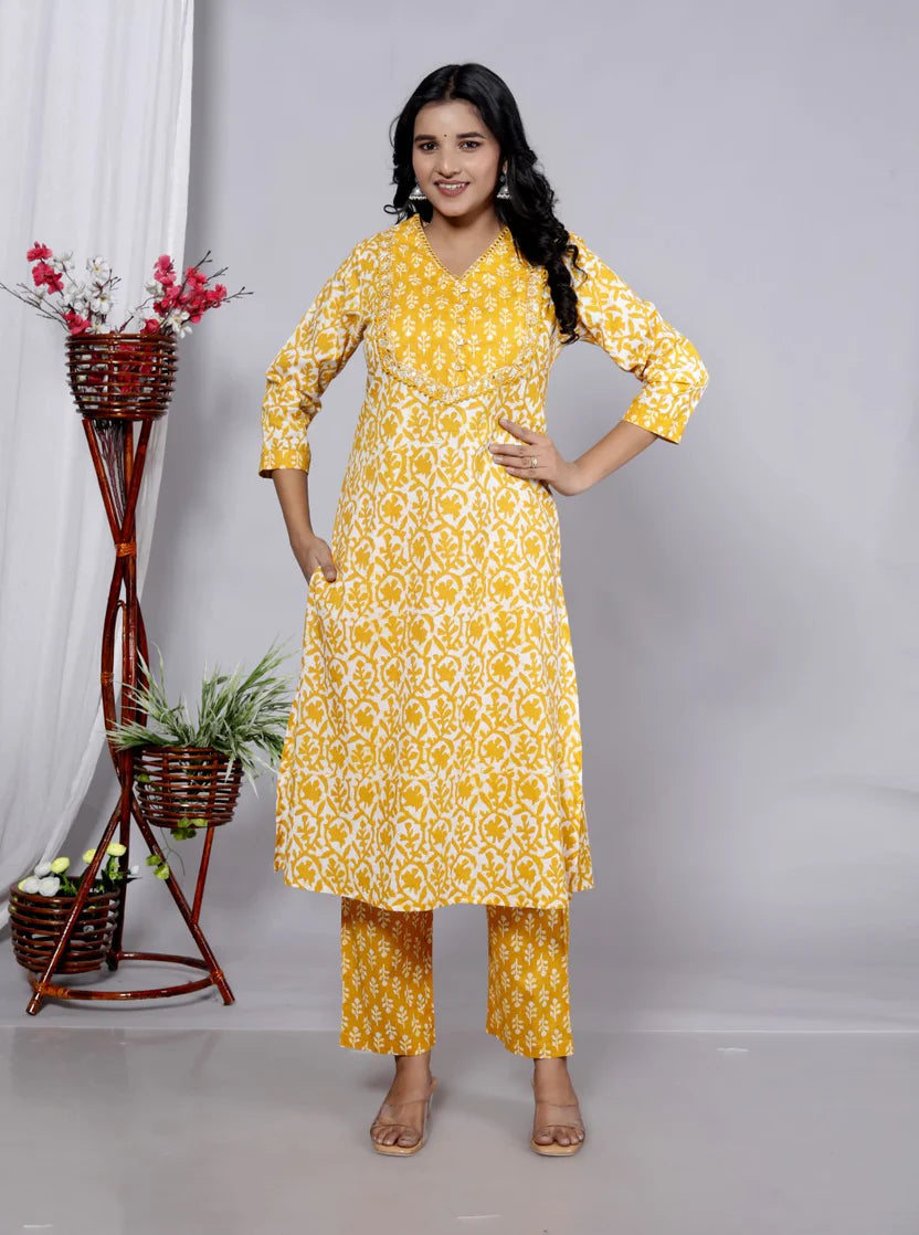 Yellow Mul Cotton jaipuri Kurta Pant Set with Dupatta-800090