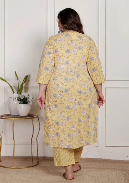 Yellow Cotton Floral Kurta Pant Set with Dupatta Plus Size-200090