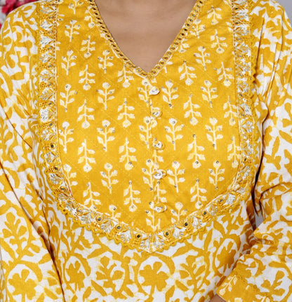 Yellow Mul Cotton jaipuri Kurta Pant Set with Dupatta-800090