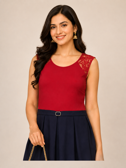 Sleeveless pleated dress