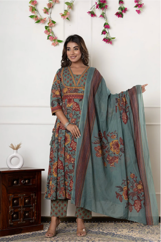 Green Cotton Anarkali Kurta Pant Set with Dupatta-250134