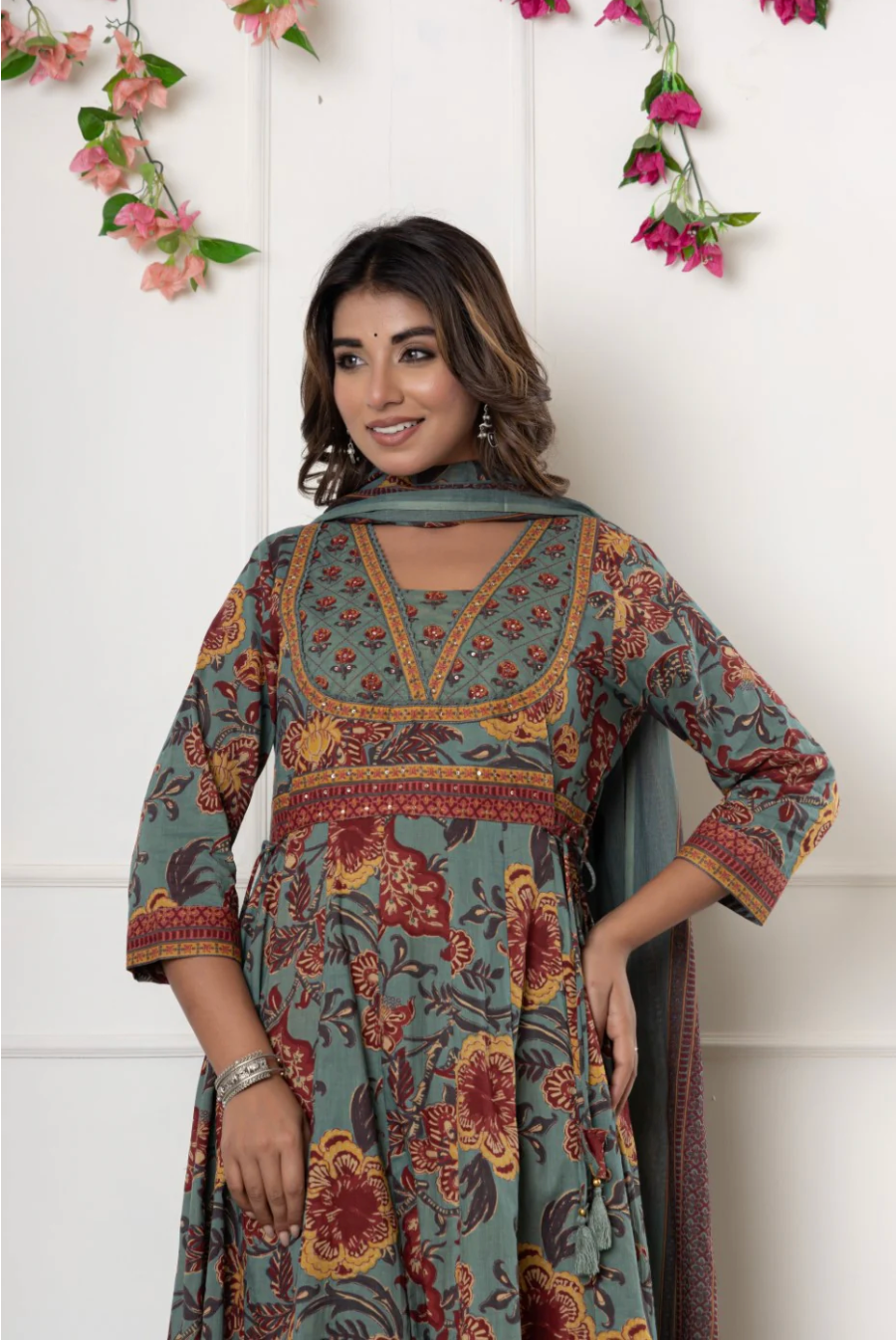 Green Cotton Anarkali Kurta Pant Set with Dupatta-250134