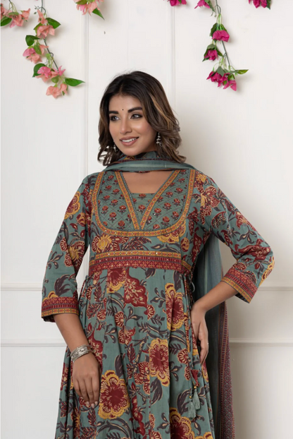 Green Cotton Anarkali Kurta Pant Set with Dupatta-250134